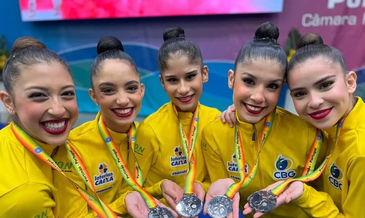quinteto brasileiro conquista medalha de prata na prova geral da etapa da copa do mundo em Portimão, em 11/05/2024