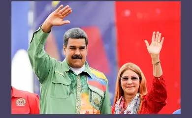 Nicolás Maduro e Cilia Flores em Caracas
 17/5/2018   REUTERS/Carlos Jasso