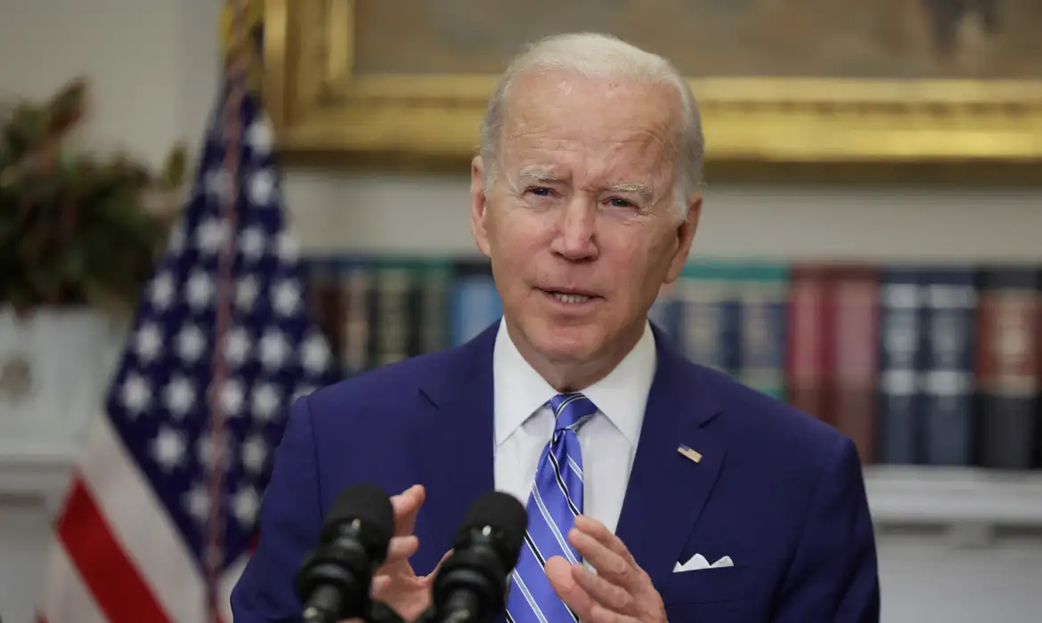 Joe Biden, presidente dos EUA, fala à mídia em Washington