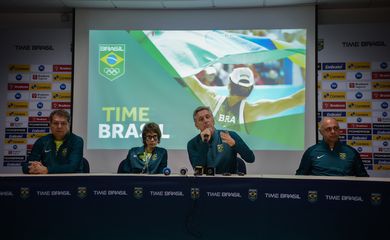 Rio de Janeiro - Diretor de Esportes e gerentes setoriais do Comitê Olímpico Brasileiro apresentam as instalações do Centro de Capacitação Física do Exército, que serão usadas nos Jogos Olímpicos e Paralímpicos  (Tomaz Silva/Agência Brasil)