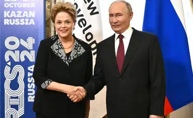 Rússia, 22/10/2024 - O presidente russo Vladimir Putin se reúne com a presidente do Novo Banco de Desenvolvimento, Dilma Rousseff, no primeiro dia da cúpula dos Brics 2024. Foto: dilmarousseff/Instagram