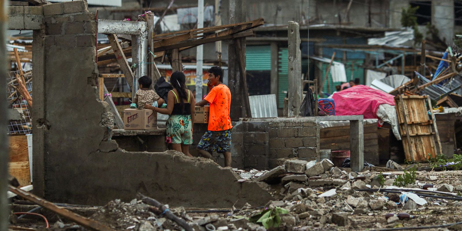 México registra 27 muertes por el huracán Otis y contabilizando pérdidas