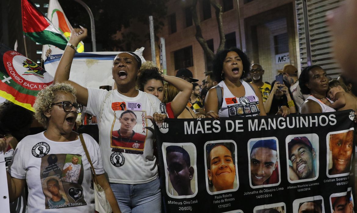 Mulheres lutam hoje por suas vtimas, contra a impunidade e o racismo