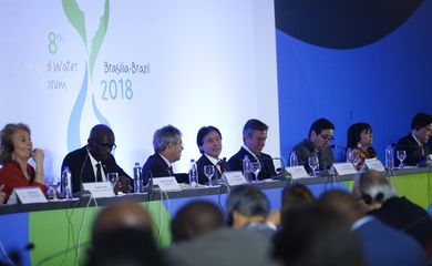 Brasília - Parlamentares participam de conferência sobre o Processo Político no 8º Fórum Mundial da Água, no Centro de Convenções Ulysses Guimarães (José Cruz/Agência Brasil)