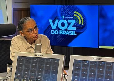 Brasília (DF), 16.05.2024 - Ministra do Meio Ambiente e Mudança do Clima, Marina Silva, é entrevistada no programa A Voz do Brasil, na EBC. Foto: Juca Varella/Agência Brasil