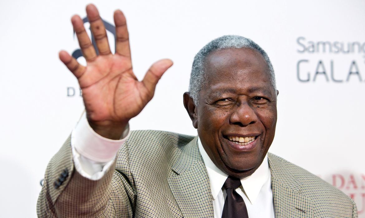 Hank Aaron, membro do Hall da Fama do beisebol, participa da estreia de O Mordomo em Nova Iorque.