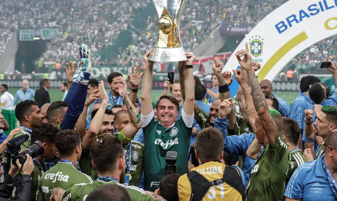 Bolsonaro está em São Paulo para ver jogo do Palmeiras