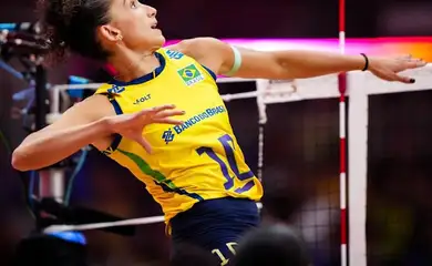 Gabi Guimarães, vôlei, capitã, seleção, ponteira