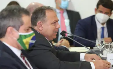 ministro da Saúde, Eduardo Pazuello, se reuniu com governadores de todo o país para fazer um balanço sobre o enfrentamento à Covid-19 no Brasil.