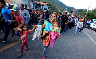 Imigrantes, hondurenhos, Caravana, EUA