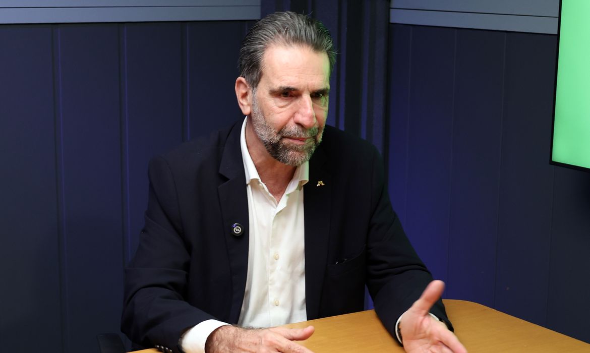 Valter Campanato/Agência Brasil Brasília (DF), 24/06/2025 - O diretor-geral brasileiro da Itaipu Binacional é Enio Verri, durante entrevista na Agência Brasil. Foto: Valter Campanato/Agência Brasil