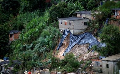 Fortes chuvas provocam deslizamentos em bairro de Belo Horizonte - REUTERS/Cristiane Mattos