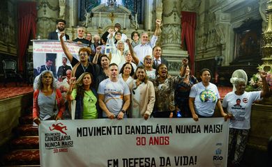RIO DE JANEIRO (RJ), 24/07/2023 – Ato interreligioso relembra 30 anos da Chacina da Candelária, no centro da capital fluminese. Foto: Tomaz Silva/Agência Brasil