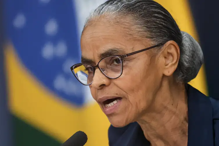 Brasília (DF), 10/10/2025 - A ministra do Meio Ambiente e Mudança do Clima, Marina Silva, durante entrevista coletiva sobre a Pre-COP30. Foto: Marcelo Camargo/Agência Brasil