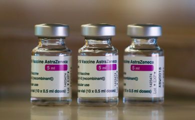 Vacina de Oxford/AstraZeneca