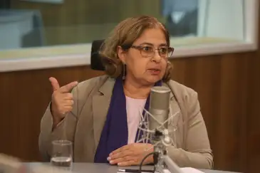 The Minister of Women, Cida Gonçalves, is interviewed on the program A Voz do Brasil.