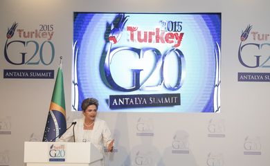 Belek ( Turquia)- Presidenta Dilma Rousseff durante declaração a imprensa após Cúpula do G20 ( Roberto Stuckert Filho/PR)