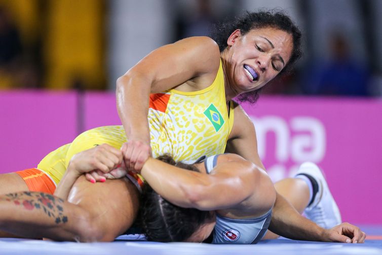 Abelardo Mendes Jr/rededoesporte.gov.br/Direitos Reservados Aline Silva (Brasil), medalha de prata na categoria até 76kg. Wrestling - Jogos Pan-Americanos Lima 2019. Local: Coliseu Miguel Grau, em Callao, Lima (Peru). Data: 09.08.2019.