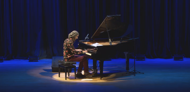 Pianista Salomão Soares apresenta o concerto "Solo Brasileiro" no Partituras