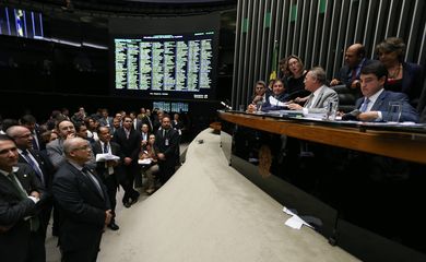 Brasília - Plenário do Congresso aprecia o projeto do governo que modifica a meta fiscal (Fabio Rodrigues Pozzebom/Agência Brasil)