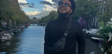 Djâmen, multi-instrumentista, cantor e compositor