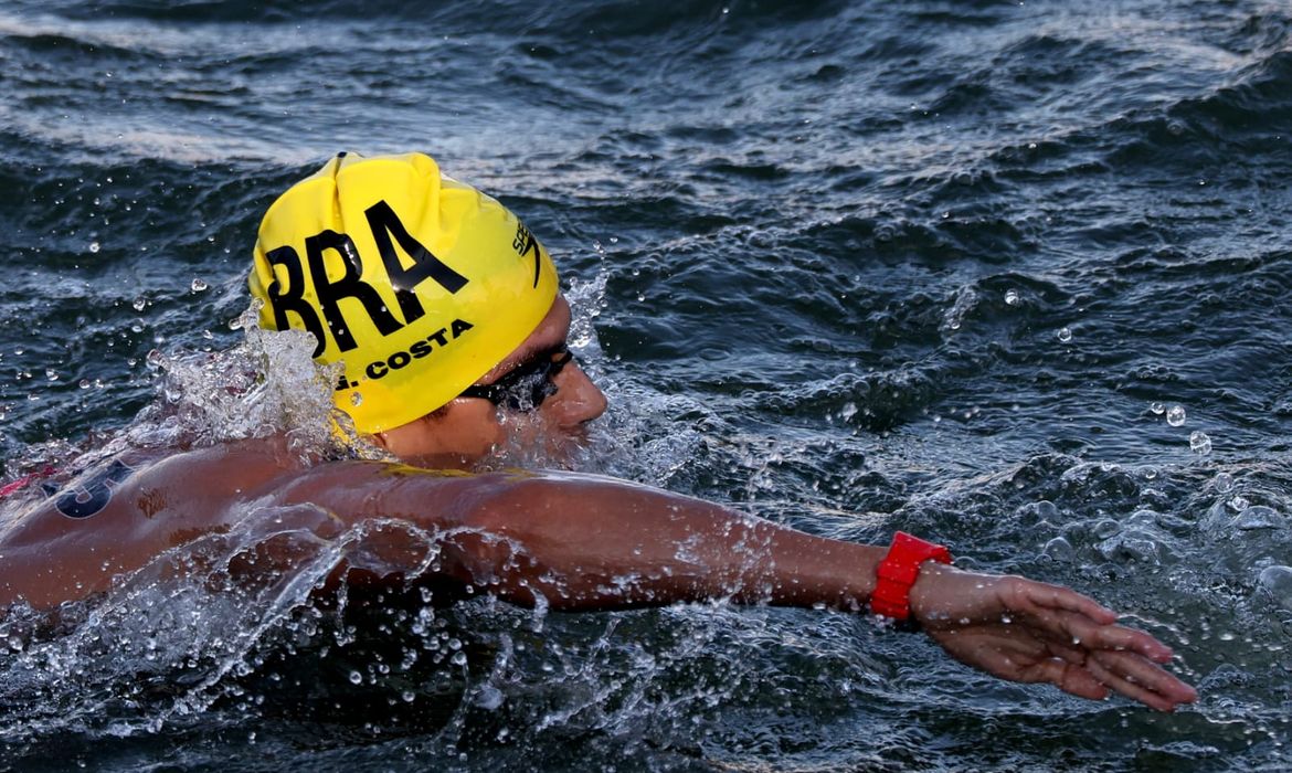 Guilherme Costa Cachorrão estreia na maratona aquática no Rio Sena, mas abandona prova na quarta volta - Olimpíada de Paris - em 09/08/2024