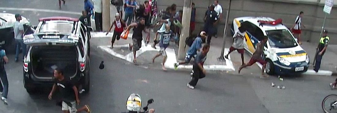 Ação da Polícia Civil prende 30 na Cracolândia em São Paulo