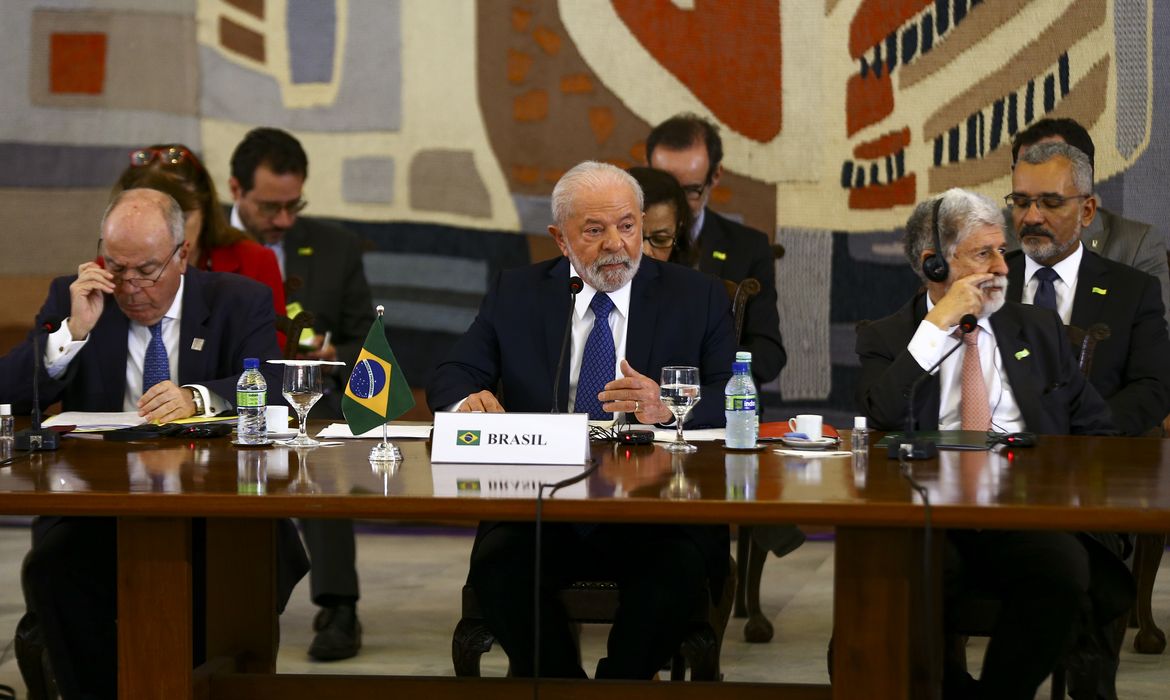Brasília (DF), 30/05/2023 - O presidente Luiz Inácio Lula da Silva se reúne com presidentes de países da América do Sul, no Palácio do Itamaraty. Foto: Marcelo Camargo/Agência Brasil