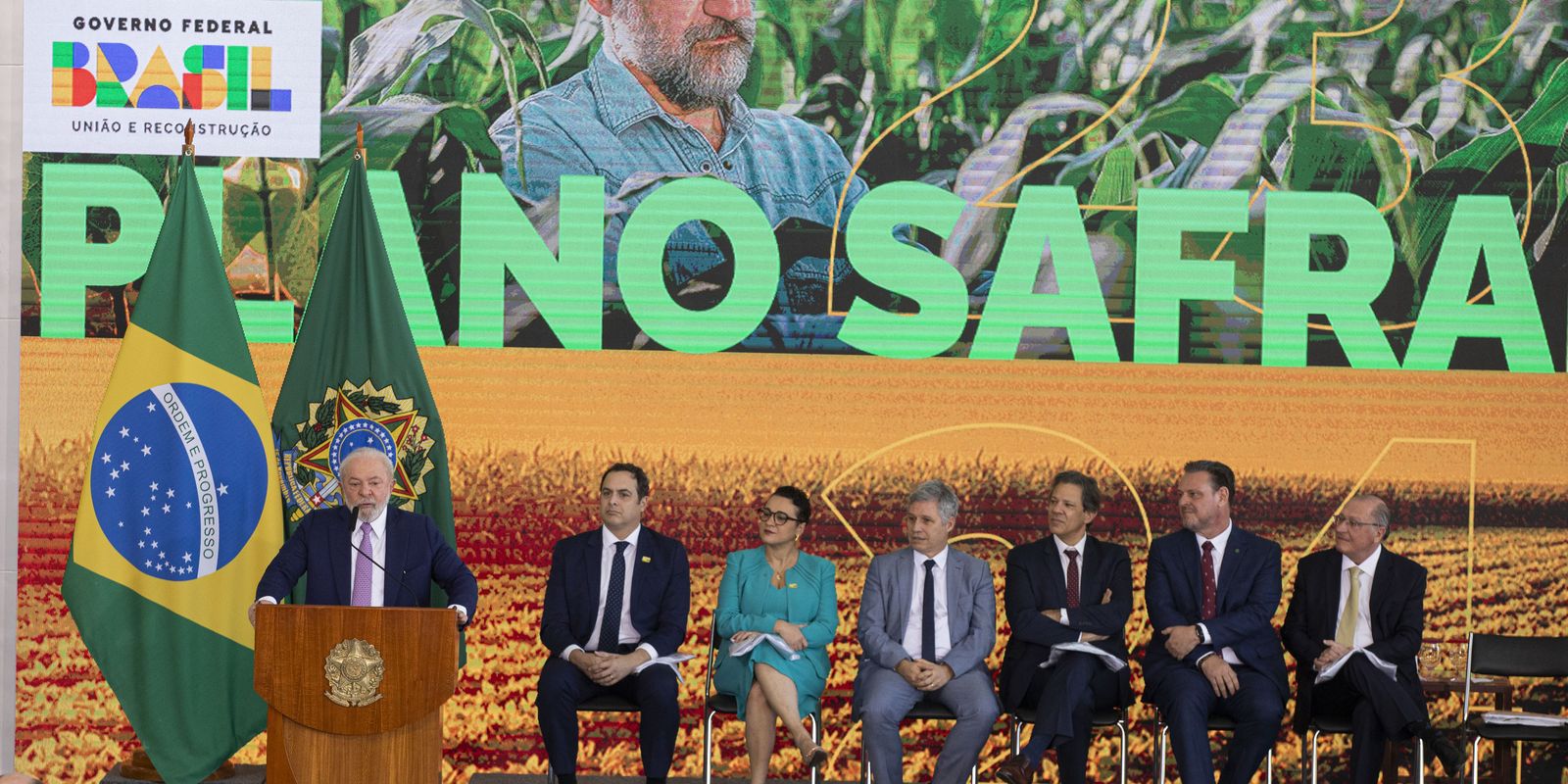 Governo lança Plano Safra de R$ 364,22 bilhões para agronegócio