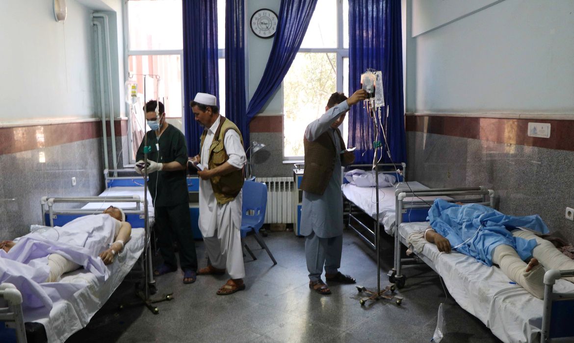 Afeganistão, Bomba, Vítimas. REUTERS/Jalil Ahmad