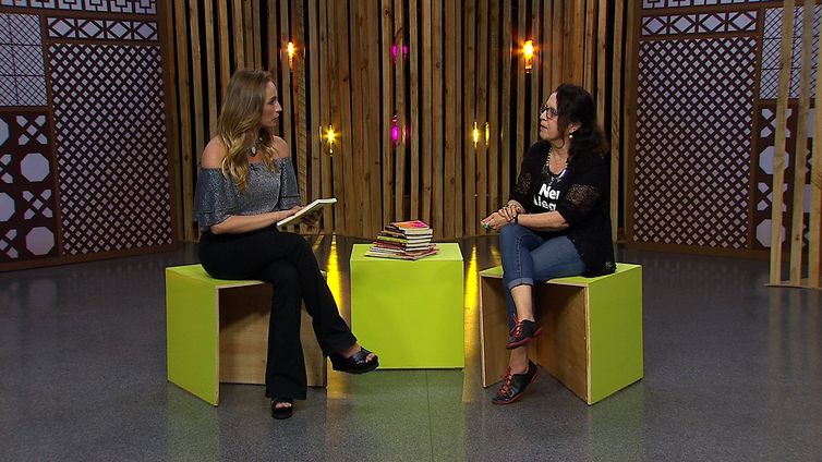 Karina Cardoso conversa com a escritora mineira Stella Maris Rezende