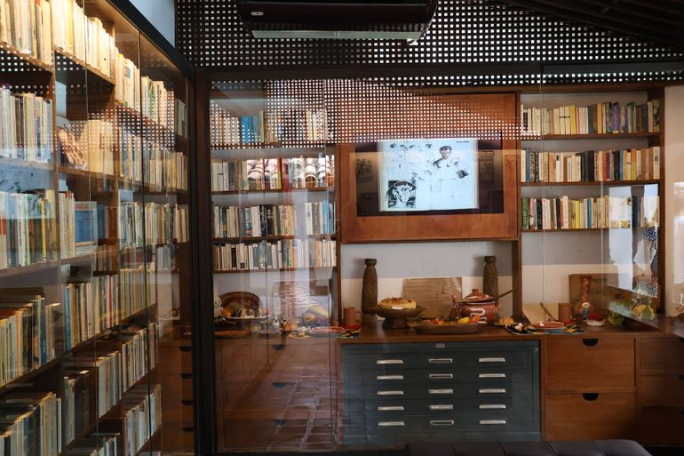Salvador (BA), 09/08/2024 - Biblioteca da Casa do Rio Vermelho, onde viveram os escritores Jorge Amado e Zélia Gattai. Foto: Rovena Rosa/Agência Brasil