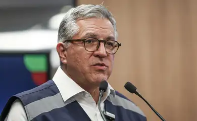 Brasília (DF), 30/09/2025 – O ministro Alexandre Padilha (Saúde), durante entrevista para falar sobre os casos de bebidas alcoólicas adulteradas com metanol, agora concentradas no estado de São Paulo, devem transcender os limites do estado.
Foto: José Cruz/Agência Brasil