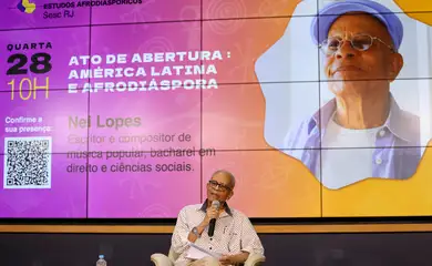 Rio de Janeiro (RJ), 28/05/2025 – O escritor Nei Lopes durante abertura da 3ª edição do Congresso Internacional de Estudos Afrodiaspóricos, no Arte Sesc, na zona sul do Rio de Janeiro. Foto: Tomaz Silva/Agência Brasil