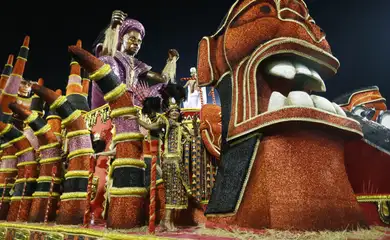 São Paulo (SP), 08/03/2025 - Carnaval 2025 - Sambódromo do Anhembi, desfile das Campeãs do carnaval de São Paulo. Escola de Samba Pérola Negra. Foto: Paulo Pinto/Agência Brasil