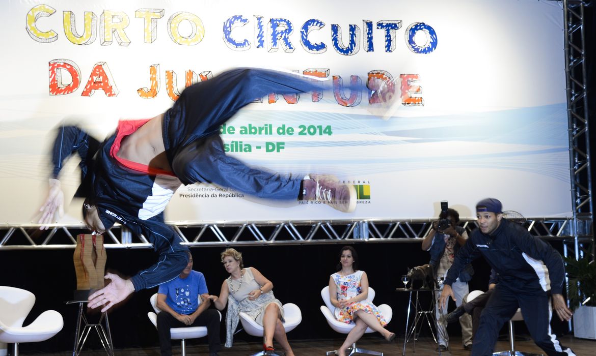 Jovens Participam De Encontro Para Definir Politica Cultural Para A Juventude Agencia Brasil
