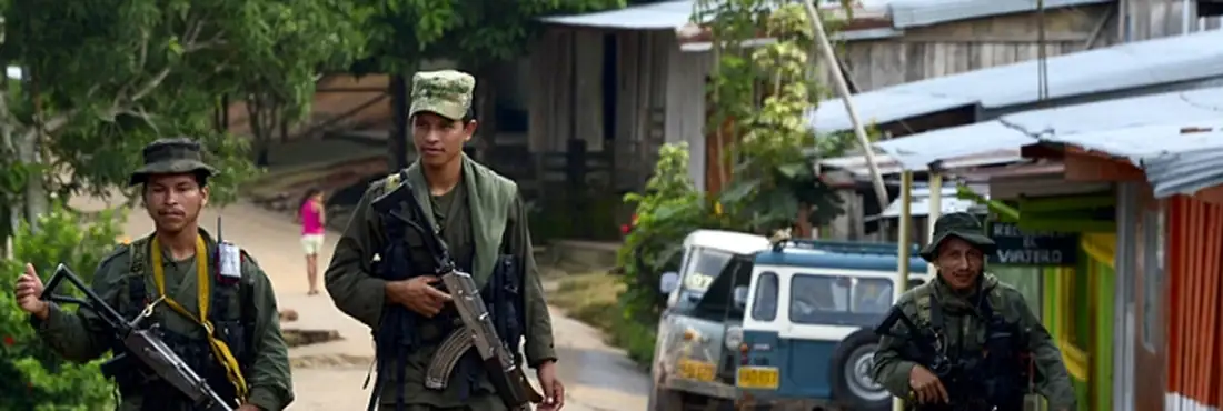 Membros das Farc viajam à Noruega para acordo de paz com o governo colombiano Membros das Farc viajam à Noruega para acordo de paz com o governo colombiano