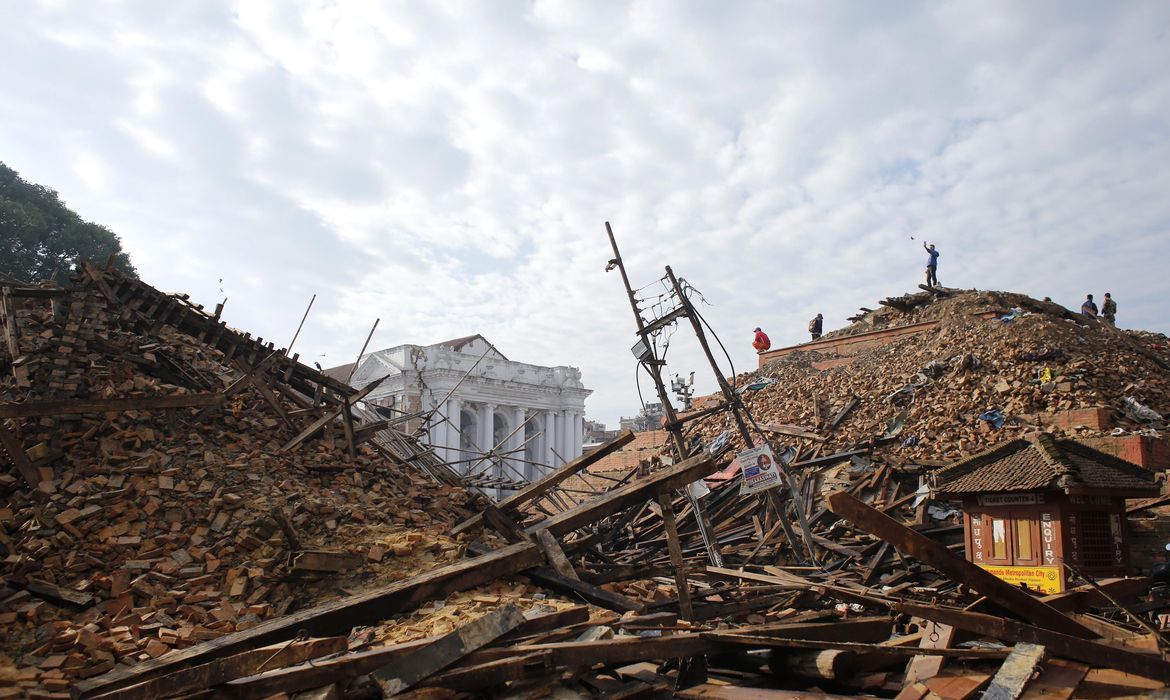 Terremoto no Nepal Abir Abdullah/EPA/Agência Lusa