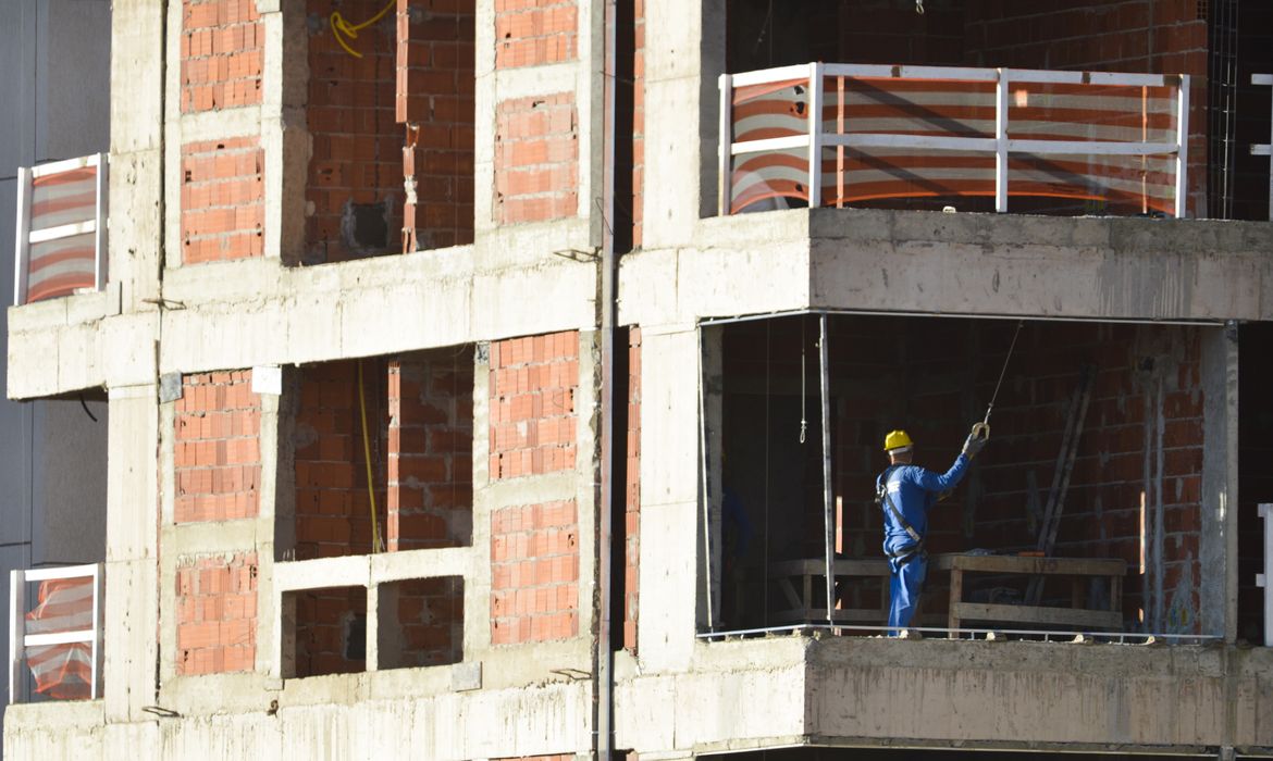 Construção de prédios residenciais e comerciais no Setor Noroeste em Brasília