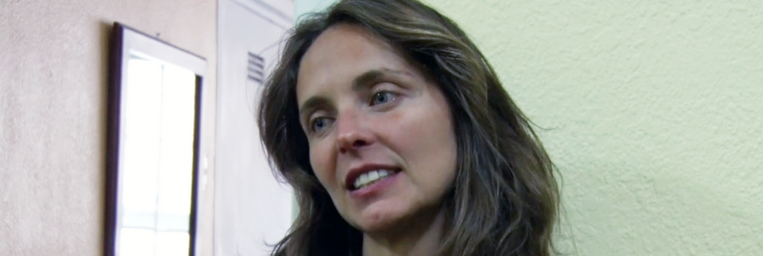 A jornalista brasileira Manuela Picq foi detida no Equador