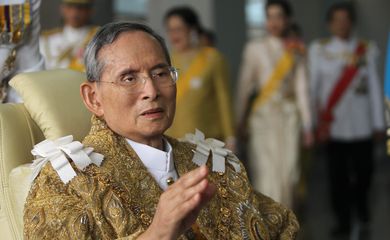 O rei da Tailândia Bhumibol Adulyadej estava no poder há 70 anos, desde 1946