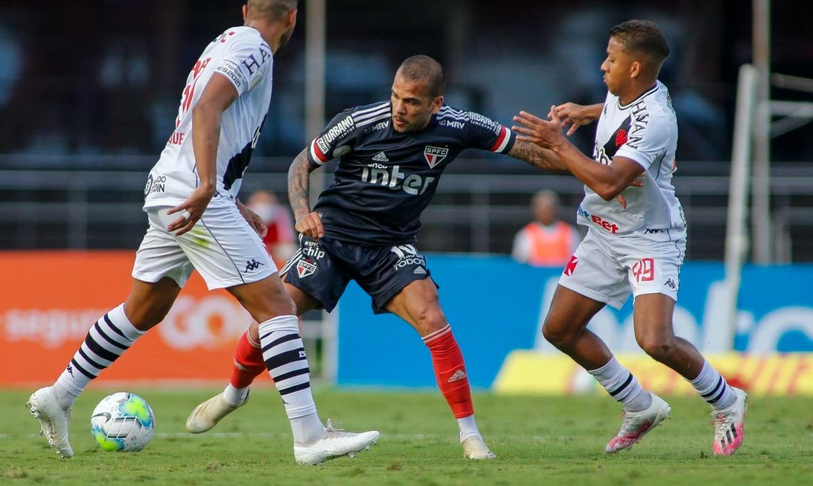 File:Ivonei - Campeonato Paulista Sub20- São Caetano 2 x 1 Santos