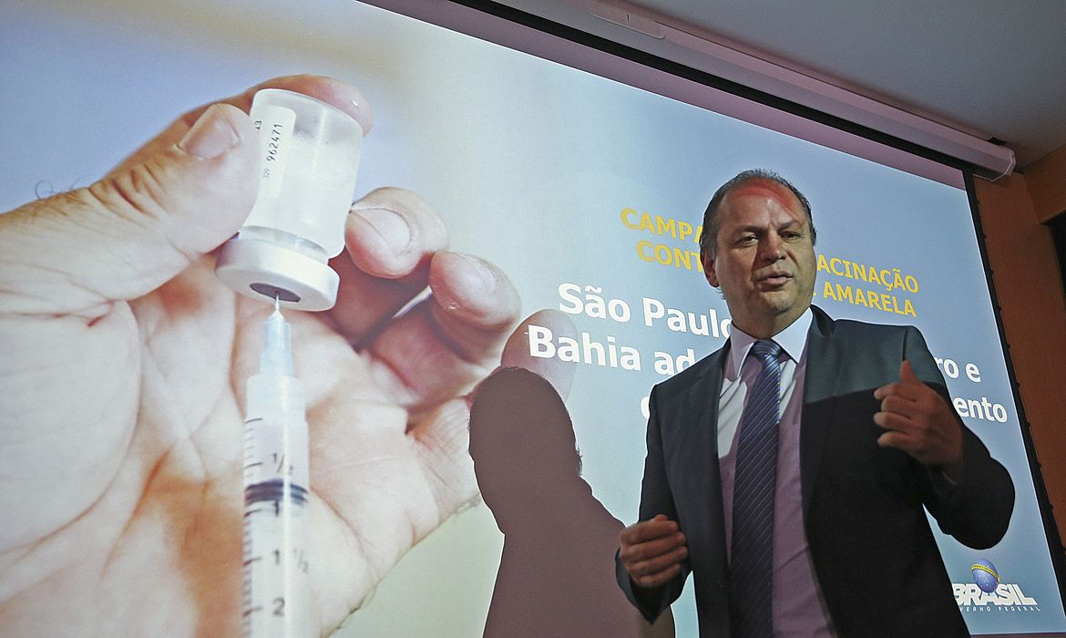 Brasília - O ministro da Saúde, Ricardo Barros, em conjunto com secretarias estaduais e municipais de saúde, anuncia planejamento estratégico para enfrentar a Febre Amarela (José Cruz/Agência Brasil)