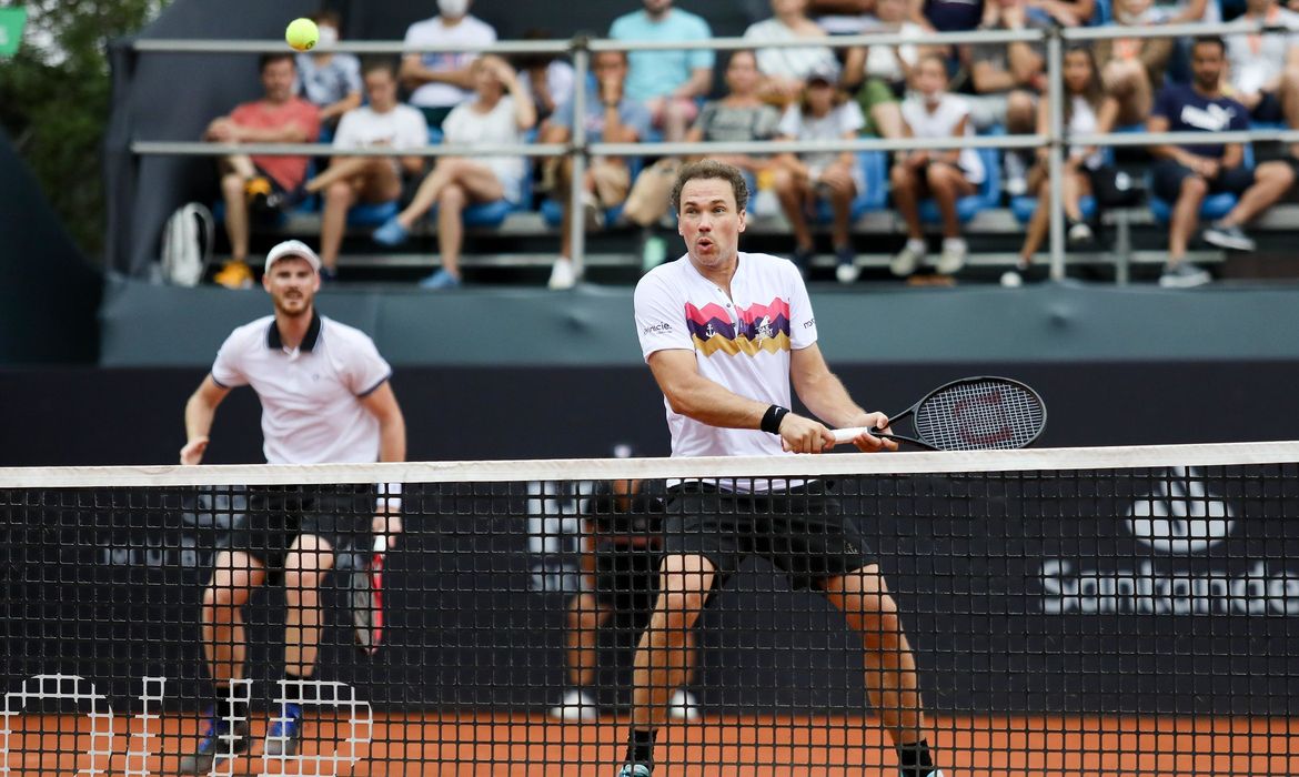 Bruno Soares e Jamie Murray avança a final de duplas no Rio Open 2022