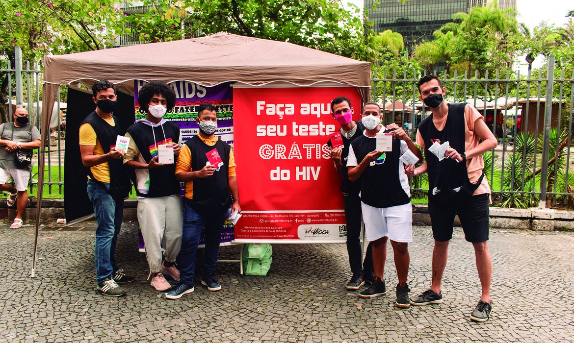 Viva Maria destaca desafios globais e memórias da luta contra a Aids
