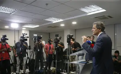 São Paulo (SP) 30/04/2024 - Ministro Fernando Haddad durante entrevista a imprensa.

Foto: Paulo Pinto/Agência Brasil