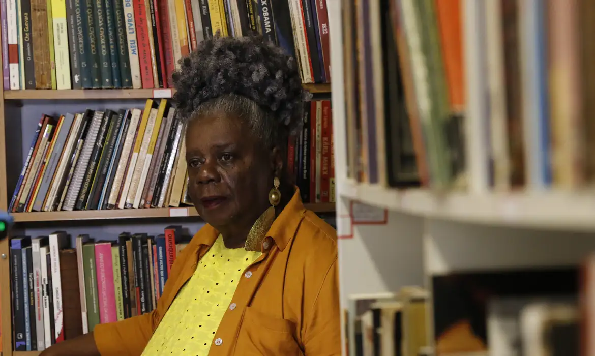 Conceição Evaristo é a homenageada na Festa Literária das Periferias Conceição Evaristo é a homenageada na Festa Literária das Periferias