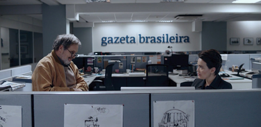 Série “Contracapa” mostra a rotina da redação do jornal fictício Gazeta Brasileira