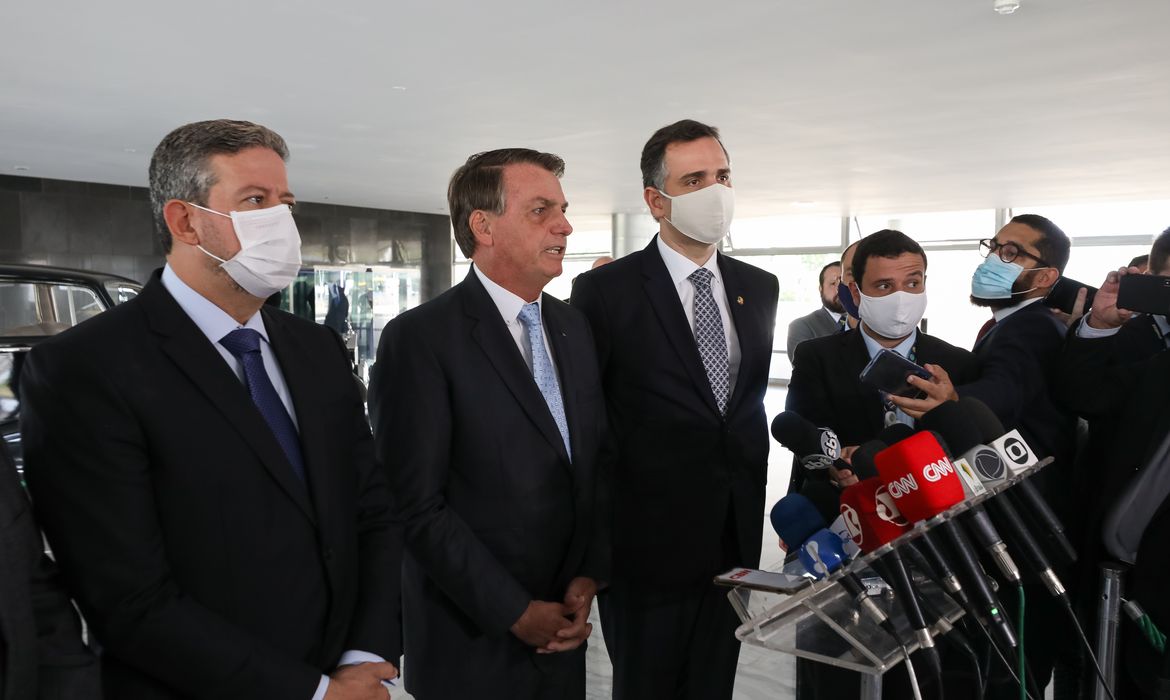 Presidente da República Jair Bolsonaro durante coletiva de imprensa.