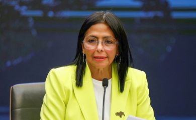 Delcy Rodríguez em Caracas
 10/3/2025   REUTERS/Leonardo Fernandez Viloria